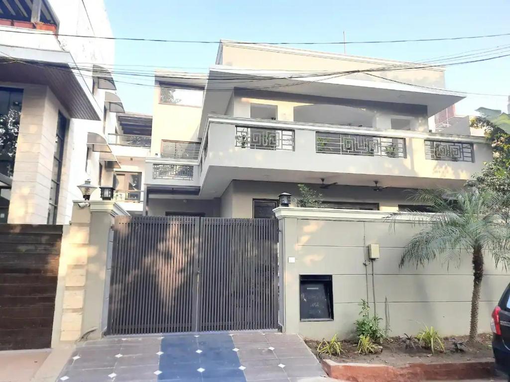 Luxury Apartment - 3 BHK